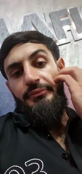 qıza neyneysən sən 🙄