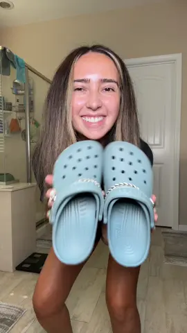 Never thought I’d be a crocs girlie, but they released this pond color and here we are 💚🐊 #crocs #crocsgang #crocsnewarrivals 