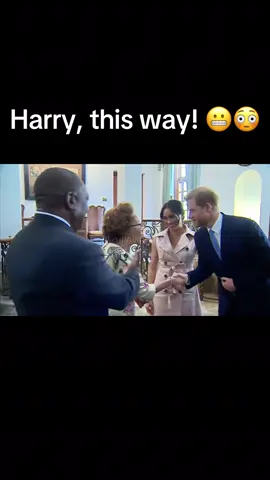 Meghan strikes again… that little nudge, that guiding hand 👀 We know who really steers this ship 😬 #MeghanMarkleExposed #MeghanMarkleIsANarcissist 