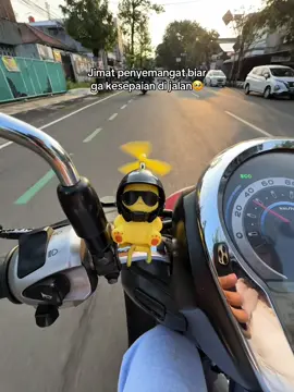 ga punya cwo gpp yg penting di temenin si dinokuning🤏🥹#nailonghelm #dinokuninghelm #dinokuning #nailong #mainannailong 