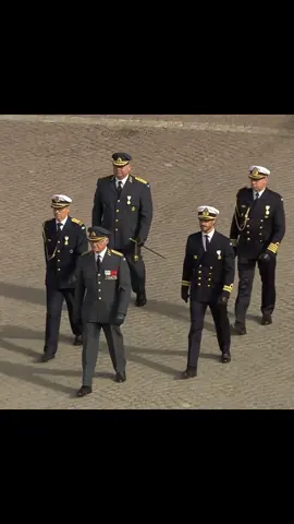 Wow🇸🇪❤️👸🫅😇👑🥺@Prinsessan Estelle @𝐶𝑙𝑎𝑖𝑟𝑒 𐙚 #princeoscar #prinsessanestelle #kronprinsessanvictoria #kronprinsessanvictoria #kungligafamiljen 