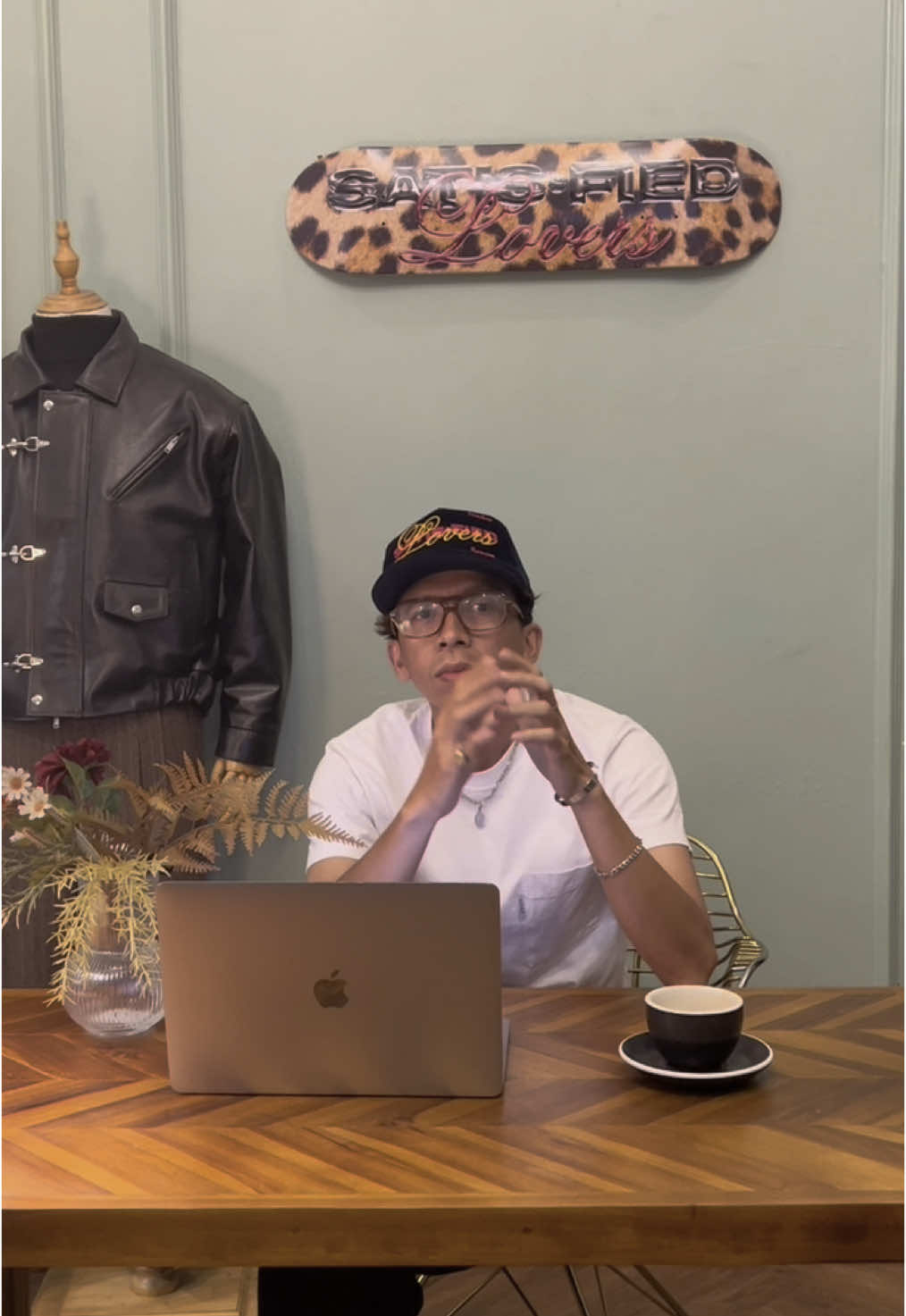 Sedikit cerita tentang fashion yang kental sama skate culture 🙂 oiya see you in @LOCALFEST tgl 31 bandung!