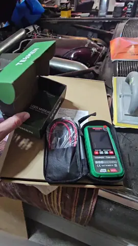 Got me a new multimeter! Loving the back lit display, rear LED work light and auto ranging. 