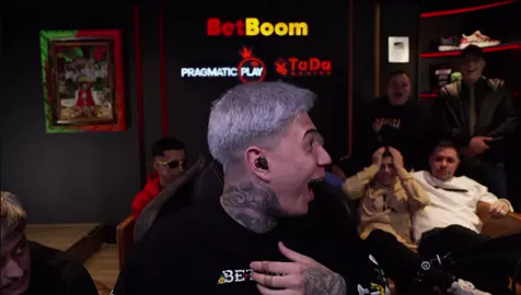 Oloko Yuri 🤣🤘🏻