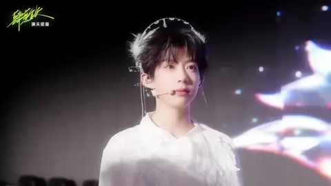 nụ cười hồn nhiên ấy đẹp ha#chenyiheng #trandichhang_tfgiatocf4🌹 #tffamily🇨🇳💫 #xh 