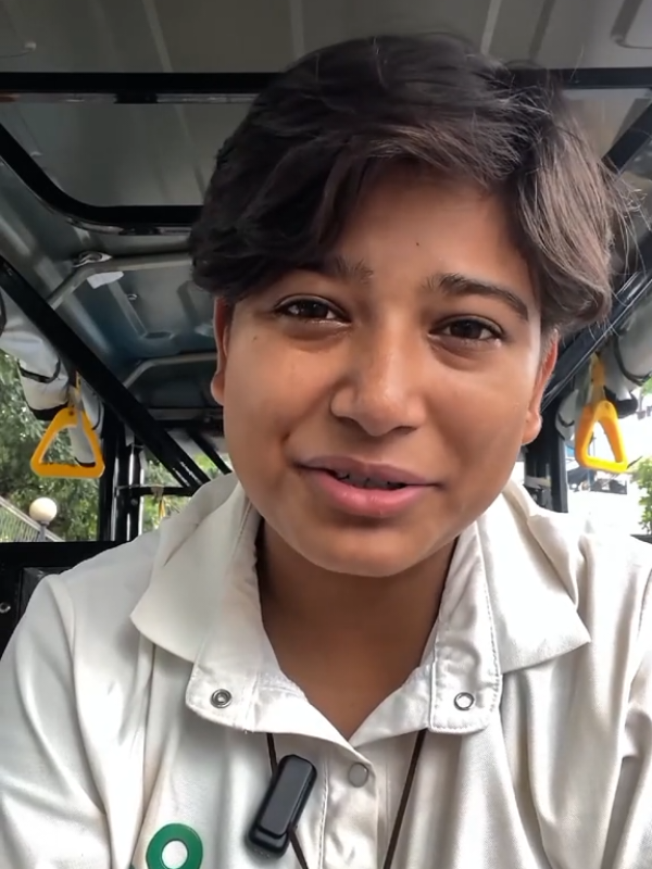 हरितालिका तीजको पावन अवसरमा सम्पूर्ण नेपाली महिलाहरूलाई हार्दिक शुभकामना। यी पर्वले ल्याउने शक्ति, धैर्य र श्रद्धाले तपाईंहरूको जीवन सदा उमंग, उत्साह र आनन्दले भरियोस्। तीज केवल व्रत र उपवास मात्र नभई महिलाको आत्मबल, प्रेम, आस्था र संस्कृतिको प्रतिक हो। यस पर्वले तपाईंहरूको स्वास्थ्य सबल रहोस्, परिवारमा सुख-शान्ति छाओस् र जीवनमा असीम सफलता तथा खुशी प्राप्त होस् भन्ने शुभकामना व्यक्त गर्दछु। सद्भाव, ऐक्यबद्धता र परम्पराको सुन्दरता झल्काउने यो पावन पर्वले सम्पूर्ण नेपाली दिदीबहिनीहरूको जीवनमा नयाँ उमंग र उज्यालो भविष्यको मार्ग प्रशस्त गरोस्। @️Diyahoni  #followers #safariyatri #itahari #fyp #teejspecial 