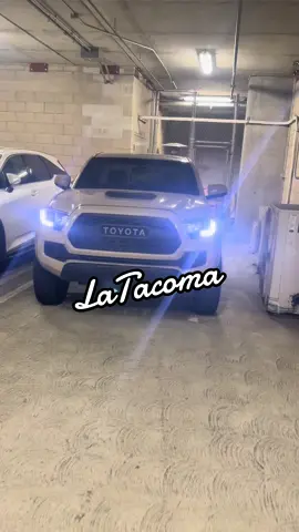LES ESTARÉ COMPARTIENDO VIDEOS DE MI TACOMA CORTITA YA TERMINADA 🙌🏼🛻🚀⛽️🇲🇽  #tacoma #singlecab #desert #sinaloa #usa 