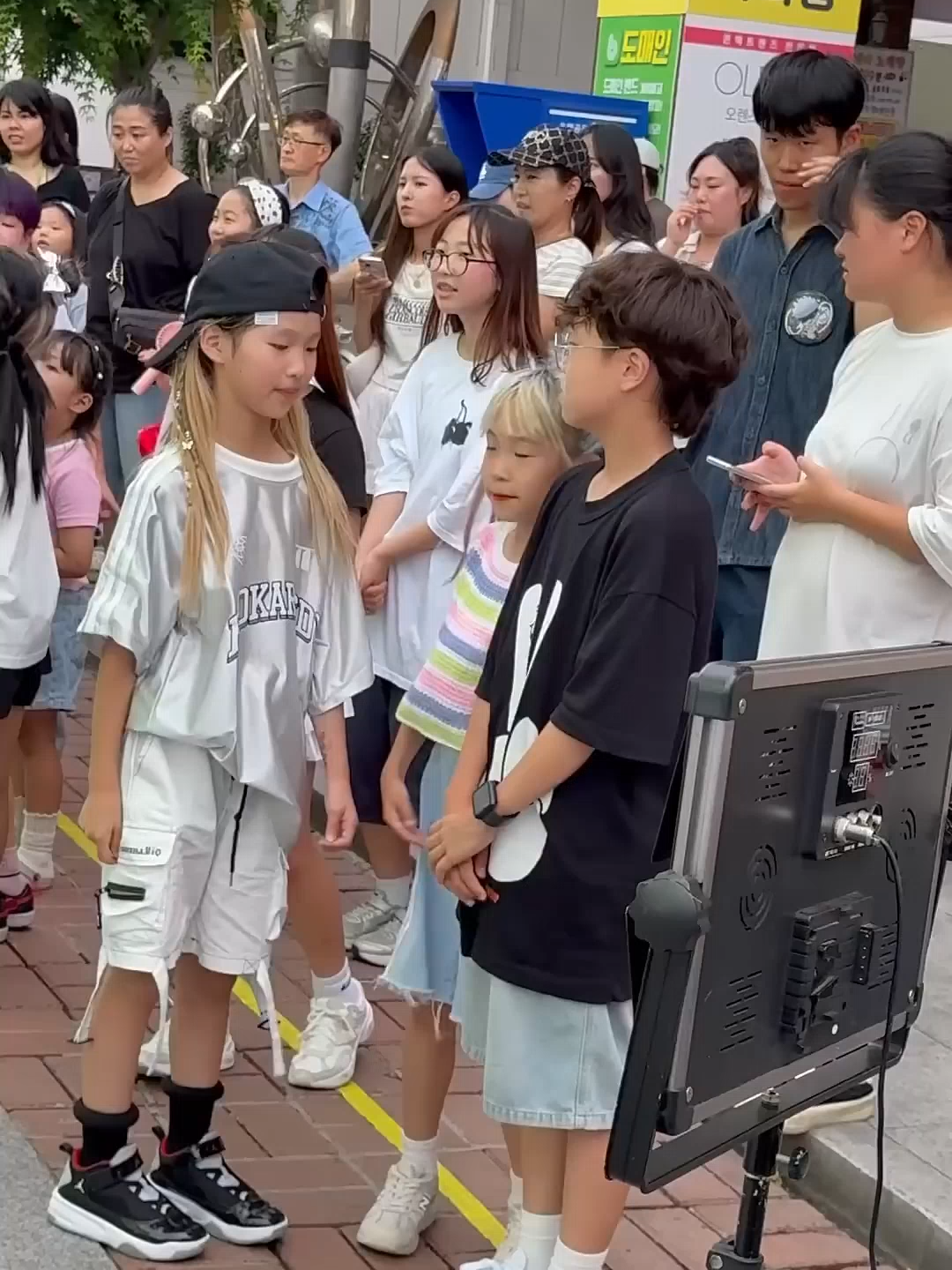 마지막에 반전이_ #춤추는곰돌 #춤추는곰돌의랜덤댄스 #afstarz #랜덤댄스 #kpop #music #댄스 #dance #everytimewetouch #터치챌린지 #Love