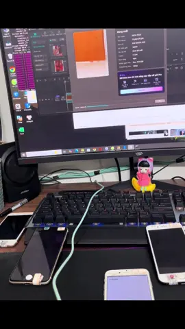 Đời mình toàn màu đen nó quen rồi ## lên thôi kệ đến đâu thì đến thôi 