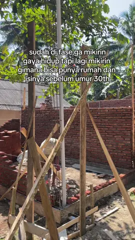 kita tunda dulu beli mobil sama healingnya demi rumah impian itu 🏠 #bangunrumah #rumahminimalis #rumahidaman #rumahimpian #masyaallahtabarakkallah 