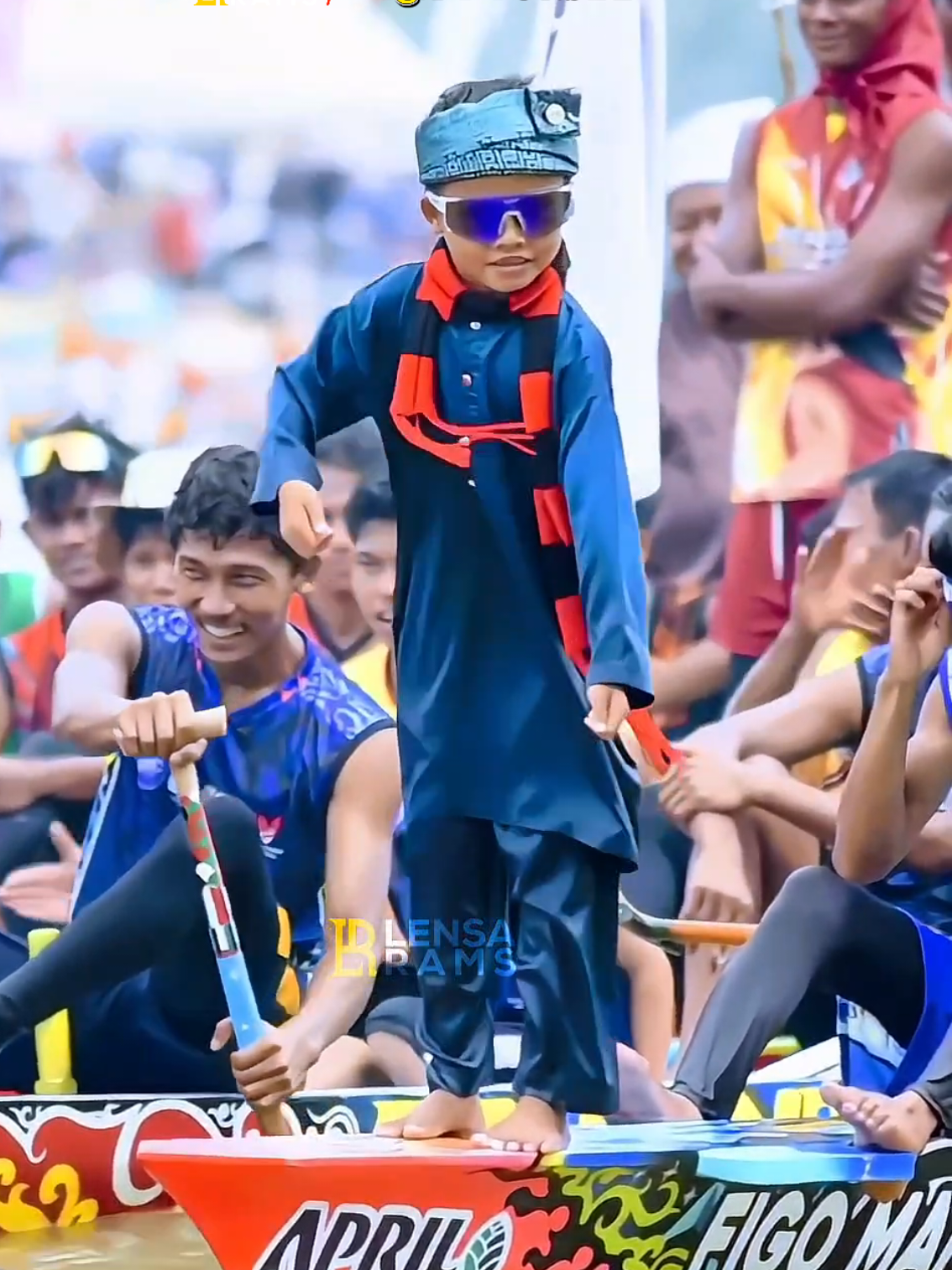 PESONA DAVI TUKANG TARI TERBAIK PACU JALUR 2025 TEPIAN NAROSA TELUK KUANTAN 🔥🛶 #PacuJalur #indonesia #fypシ #trending .. Support by @retyponsel_official 