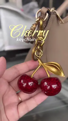 Cherry Keychain super cute, super shala tignaaaaan! 🥹 #cherrykeychain #keychaincherry #cherrykeychainbag #cherrykeychainbagpendant 