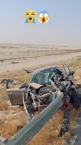 Today's accident on Wafra road😭😭😭😭🙏🙏#alhamdulillah #🇰🇼🇰🇼🇰🇼🇰🇼🇰🇼kuwait😎😎 