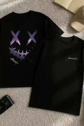 “Mau tampil simple tapi tetap keren?🔥Kaos oversize ini jawabannya!”#kaosdistro #outfitideas #bajucouple 