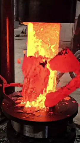 Hydraulic Press vs Everything 😳#hydraulicpress #usa #usa_tiktok #fyp #usa🇺🇸 #tiktok 