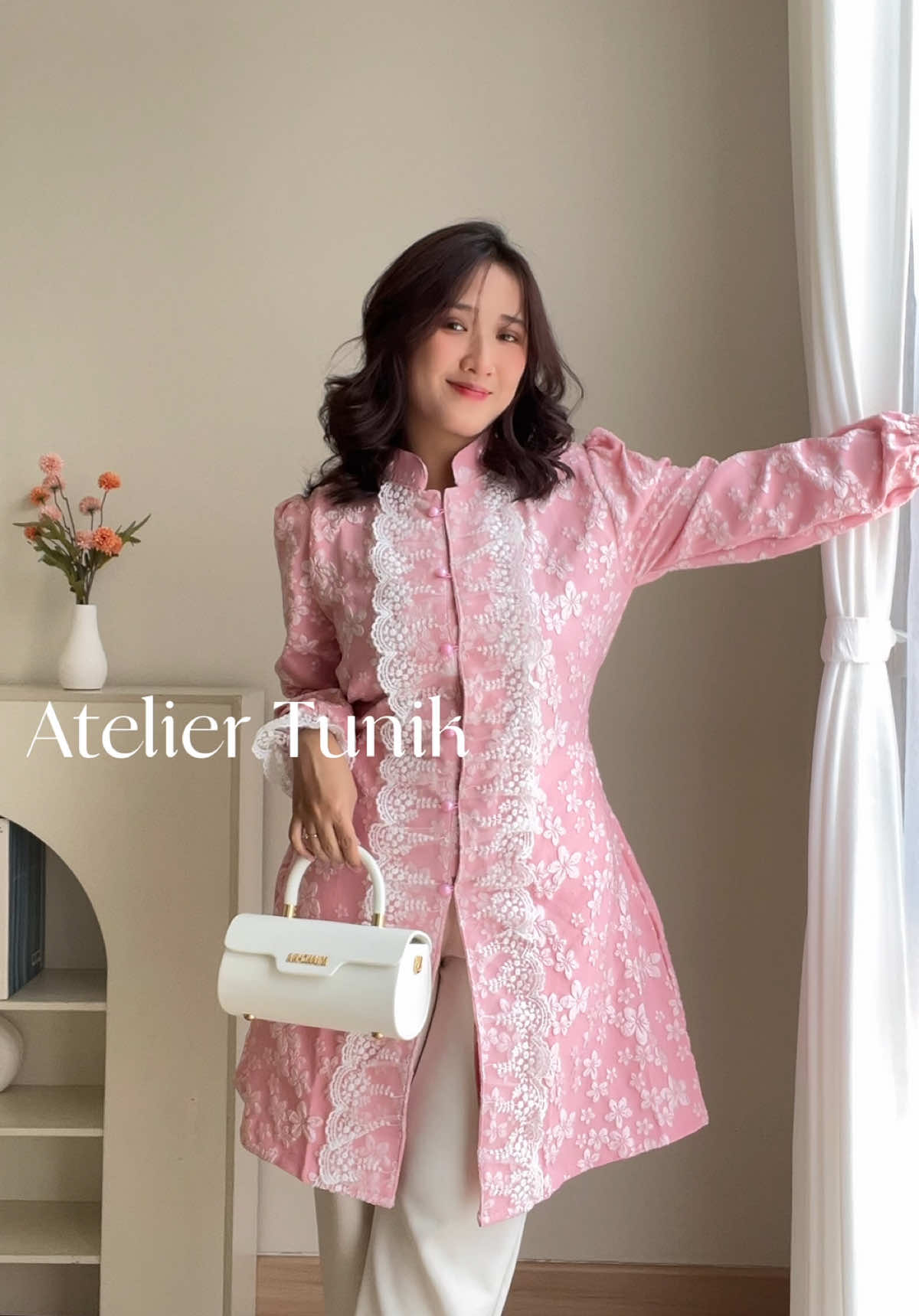 Cantik sekali tuniknya🌸💕 #tunik #atasan #brukatdress 