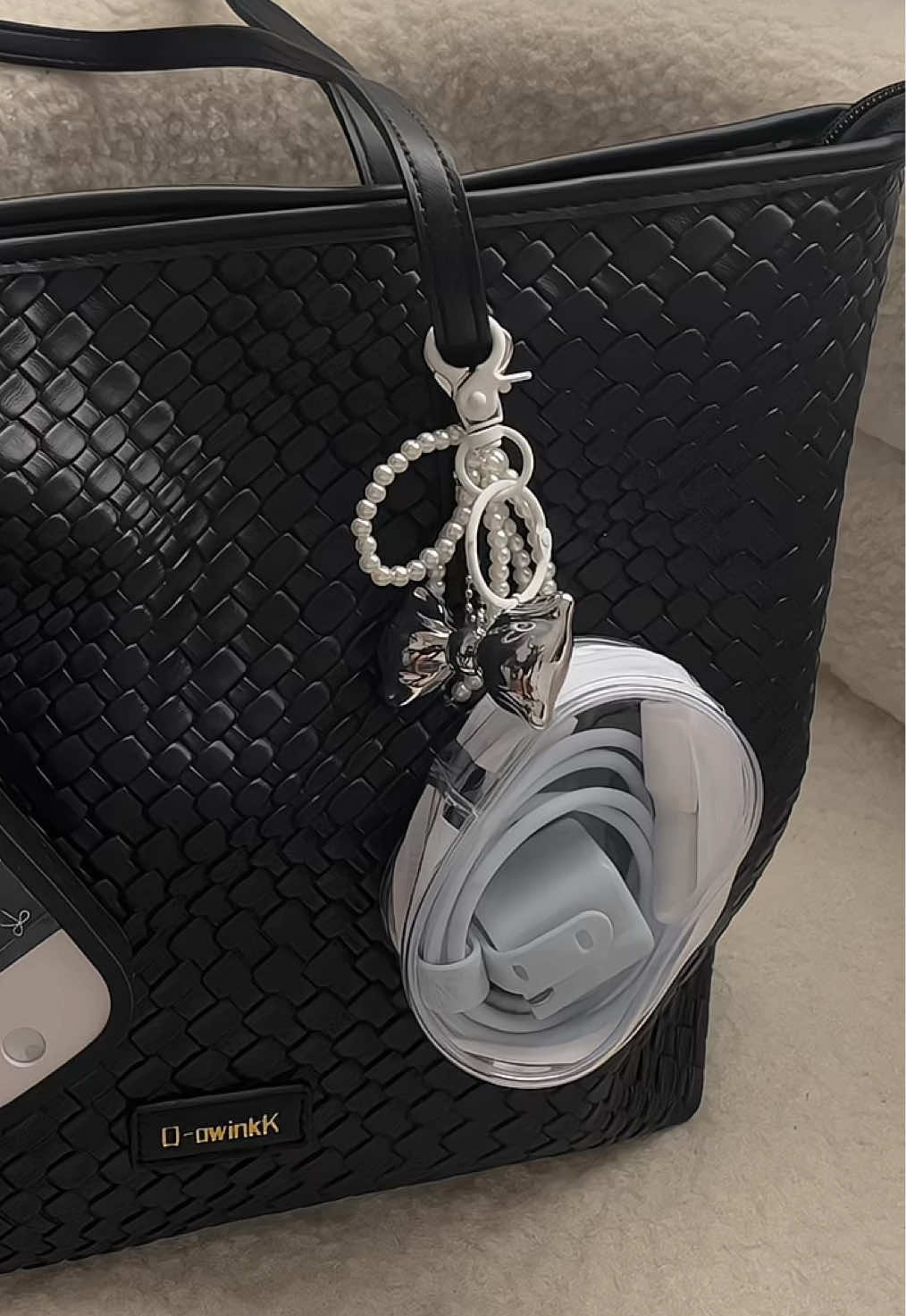 no more magulong cable dahil sa storage bag na to!  #storagebag #cablestoragebag #cablepouch #minipouch #transparentpouch 