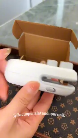 Alat Segel Mini Serbaguna. #handsealermini #handsealerminimurah #handsealerminimurah #alatsegelplastik 