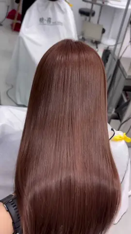 🍂 Nâu Bamby – trong trẻo như ánh hoàng hôn 🍂 Tông nâu nhẹ nhàng, nâng tone da, mang lại vẻ ngoài dịu dàng mà vẫn cuốn hút. ✔ Không cần tẩy ✔ Dễ chăm, giữ màu chuẩn xinh#maunhuomdep #mautocdep #tocdepbinhduong 