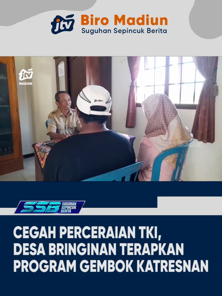 PONOROGO - Desa Bringinan, Kecamatan Balong, Ponorogo, punya cara unik untuk mencegah perceraian di kalangan TKI. Melalui program “Gembok Katresnan”, pasangan suami istri calon TKI diajak mengunci komitmen rumah tangga dengan simbol gembok cinta di balai desa. Hingga 26 Agustus 2025, tercatat sudah sembilan pasangan mengikuti program ini. #Ponorogo #GembokKatresnan #ProgramUnik #CegahPerceraian #TKI #DesaBringinan