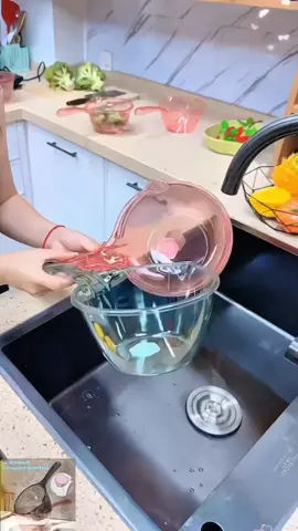 Your kitchen should have a water ladle like this.#goodthing #tiktok #fyp #foryou #kitchen 