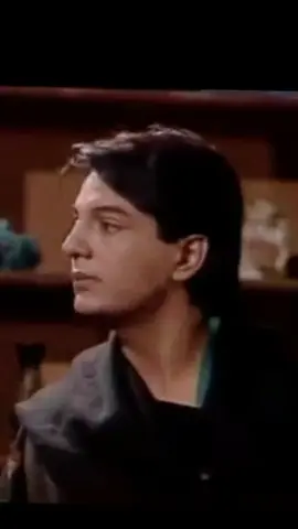the time when drama had a meaning and soulful writing this small scene it's very hard #fypシviral #foryoupage❤️❤️ #oldisgold❤ #90s #fyppppppppppppppppppppppp 