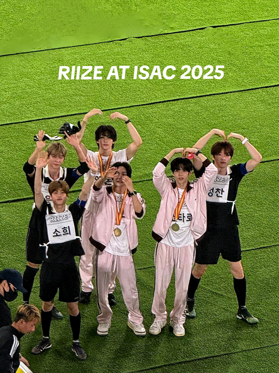 GRUP GANTENG, GRUP ATLET, GRUP KEREN, CONGRATSSSS 🥇🥈 @RIIZE PROUD OF YOU GUYS!! #RIIZE #ISAC2025 #MBC #briize #foryou  © : sungchan_010913, ny319ny, mylittlekkikki, taron2_, heart1bin, horizon_anton, brachio_g, juiceoverjuice, fallinsungchan, syodalli, sungchan091327, luvmybboii, blank_wb