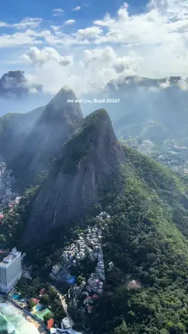 BRAZIL GROUP TRIP! 20-29th of march 2026<3 book your spot in the link in my bio! 🇧🇷💛 send me a message if you have any questions!  #brazil #travel #southamerica #riodejaneiro #traveltheworld 