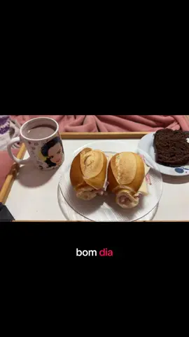#cafedamanha iniciando o dia com muita alegria e barriguinha cheia pq o dia será cheio 😁