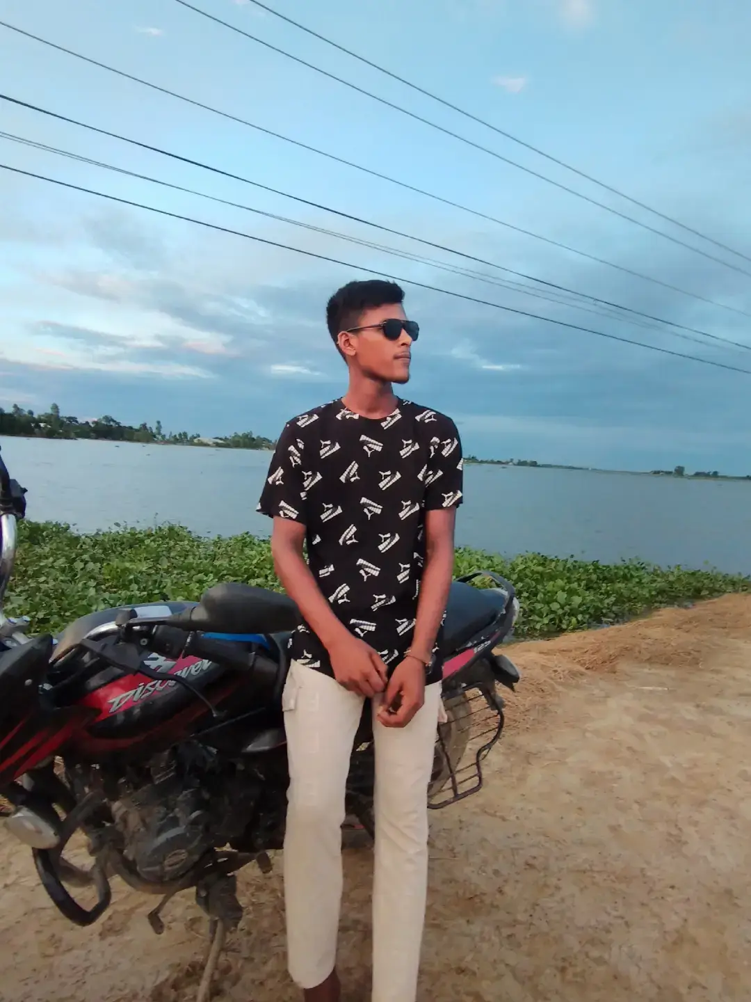 হুম ❤️‍🩹🤝#foryou #foryoupage #tiktok #trending #bangladesh🇧🇩 @💥💫 𝐌𝐎𝐇𝐈𝐁𝐔𝐑 💫💥 @TikTok @For You 