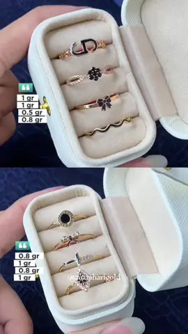 Koleksi cincin variasi list hitam 