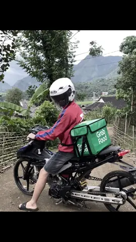 Giao đồ ăn nhanh #xuhuong #xuhuongtiktok #ex150_style_malay 