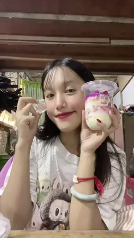 #စားနေရရင်ပျော်နေသူကြီးပါ😂😁😛 #@crush.bubble.tea #ဒီဆိုင်ကအရမ်းစားကောင်းတယ် 😛#fypシ゚ #fypviralシviral 