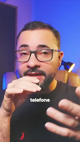 Perder o acesso ao TikTok por conta de um ataque hacker pode ser desesperador 😨. Além do risco de perder vídeos e seguidores, seus dados pessoais também ficam expostos. Mas recuperar sua conta é possível se você agir rápido e da forma certa. Você sabe quais passos seguir imediatamente quando sua conta do TikTok é invadida? A primeira medida é tentar redefinir a senha pela opção “Esqueceu a senha?”. Se o invasor alterou seu e-mail ou telefone, use a opção “Não consegue acessar?” e siga as instruções de recuperação. Caso ainda não consiga entrar, entre em contato direto com o suporte do TikTok pela Central de Ajuda no app ou pelo site oficial, fornecendo provas de que você é o verdadeiro dono da conta — como prints antigos do perfil ou e-mails vinculados. Depois de recuperar o acesso, o mais importante é blindar sua conta: crie uma senha forte, exclusiva e ative a autenticação em dois fatores. Isso dificulta futuras invasões e protege seus dados contra novos ataques. A segurança digital começa por você: cada detalhe na configuração pode ser a diferença entre estar protegido ou vulnerável 🔒. 👉 Salve esse post — você nunca sabe quando vai precisar. #neuralizando #neuralizandotech #segurançadigital #Cibersegurança #tiktok     