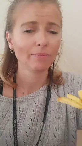 wem geht es noch so?🤣😜🤣#comedia #fraumitdemstrickpullover #fyp #FoodLover #funnytiktok 