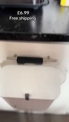 Livingandhome 7L/9L Hanging Kitchen Bin with Lid - No Smell, Space-Saving Rubbish Bin for Cabinet/Wall Use #tiktokmademebuyit #dealdrop #viral #tiktokshopuk @Livingandhome UK 