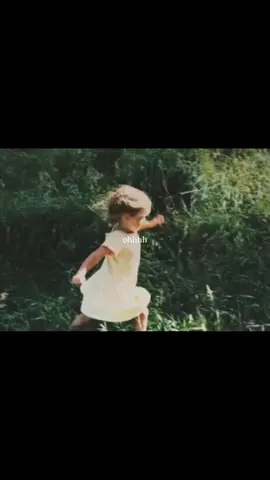 Never Grow Up - Taylor Swift #fyp #parati #foryou #viral #taylorswiftsongs @TikTok 