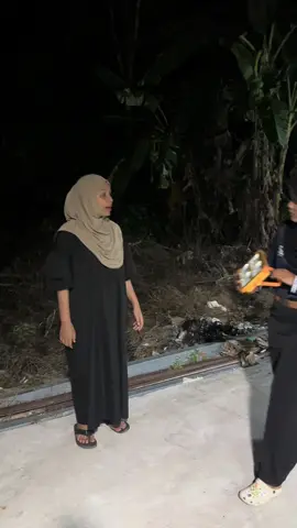 ไฟโซล่าเซลล์หนึ่งแถมหนึ่ง 