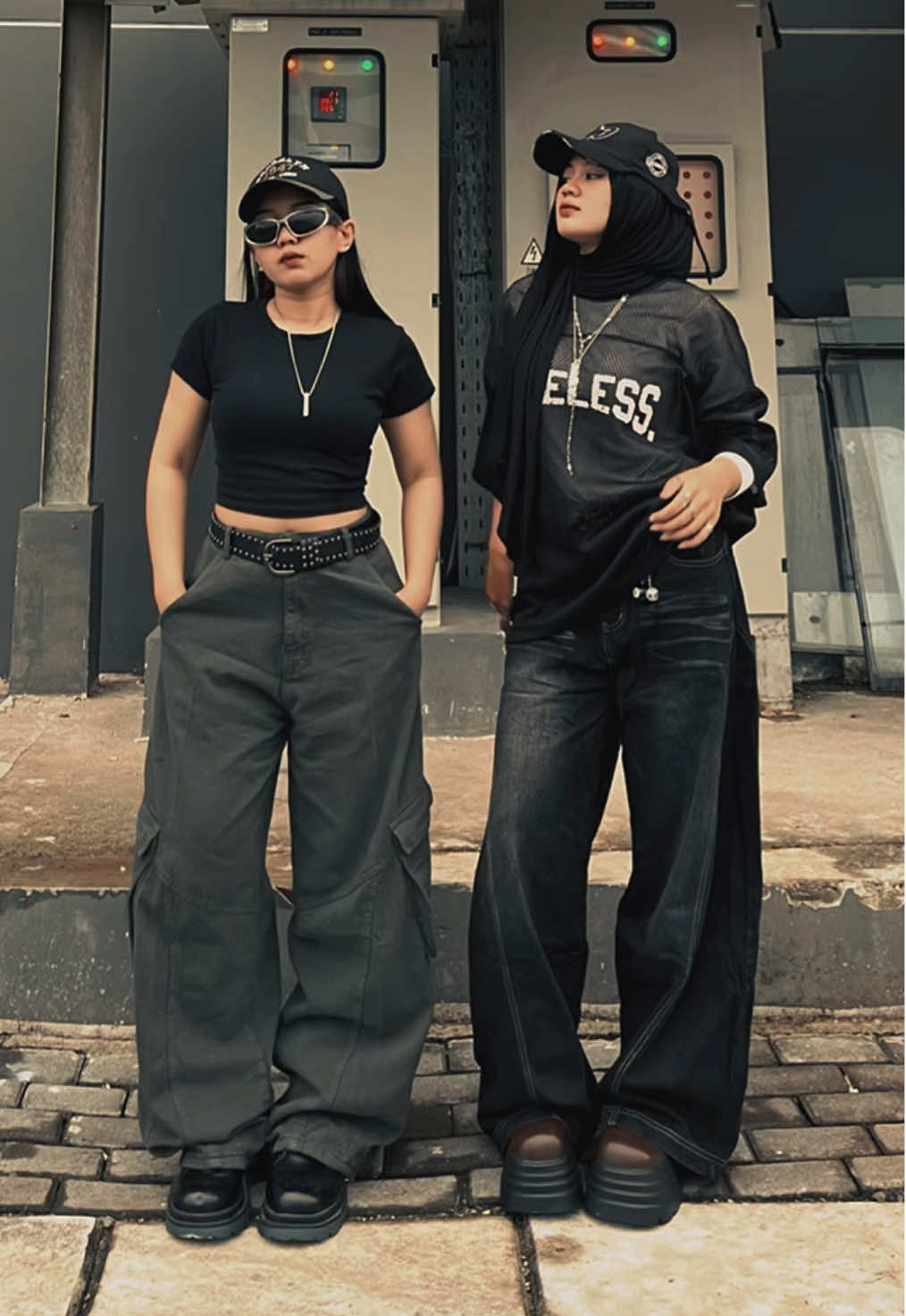 Celana dari @4 empat id #outfitinspo #outfitideas #outfitcheck #streetwear #besti #fyp 