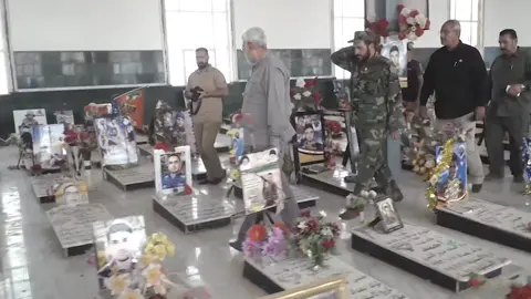 وتلكه اليجينني منين مايشتاك🫀💔 علقو بل نكليزي محضورالحساب 😞  #ابومهدي_المهندس #و #علي_رشم #الشهيد_علي_رشم #شعراء_وذواقين_الشعر_الشعبي🎸 