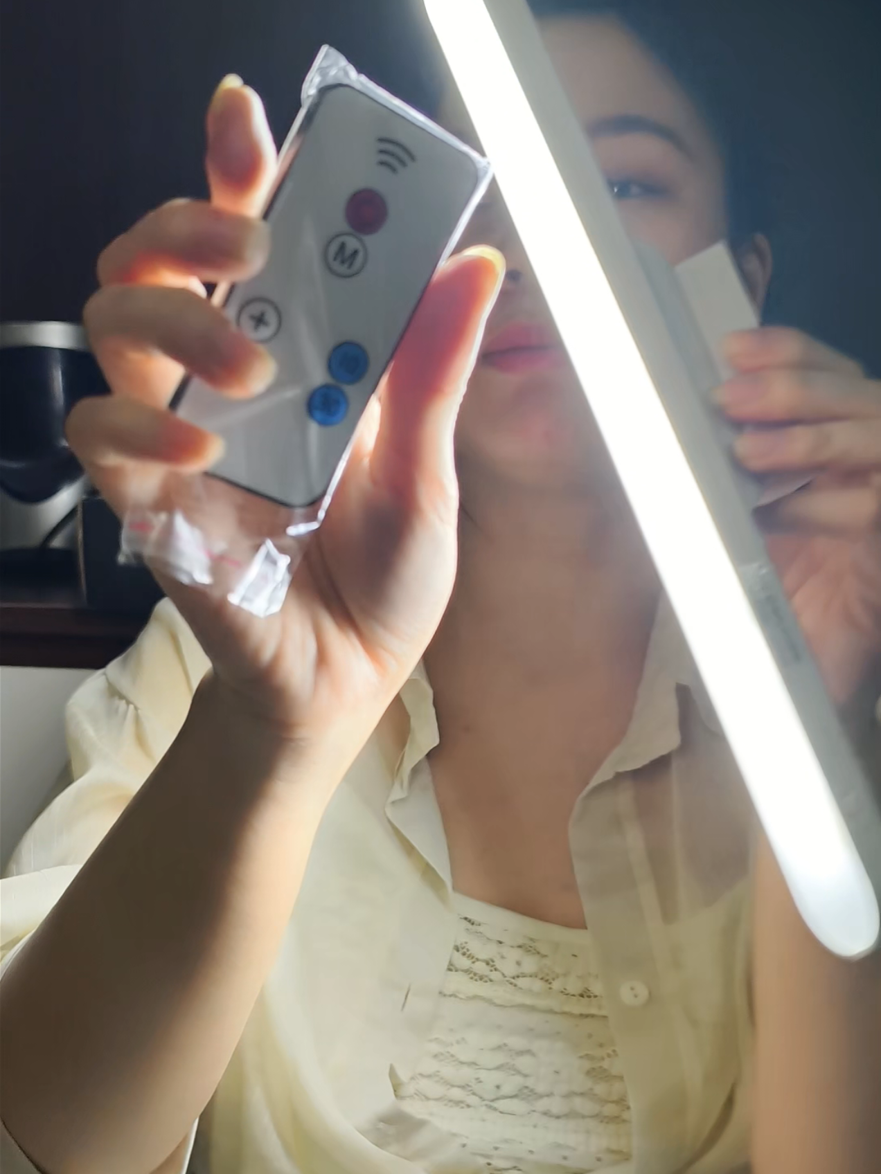 Đèn Học Thanh Gắn Tích Điện Bảo vệ mắt 3 chế độ led #denhoctichdien #denhocbaovemat #gocvanphongcuatien 
