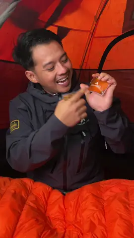 Hand Warmer kaya gini yang mengurangi sampah di gunung 😍