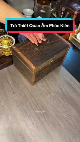 Trà Thiết Quan Âm Phúc Kiến Rương Gỗ 500g