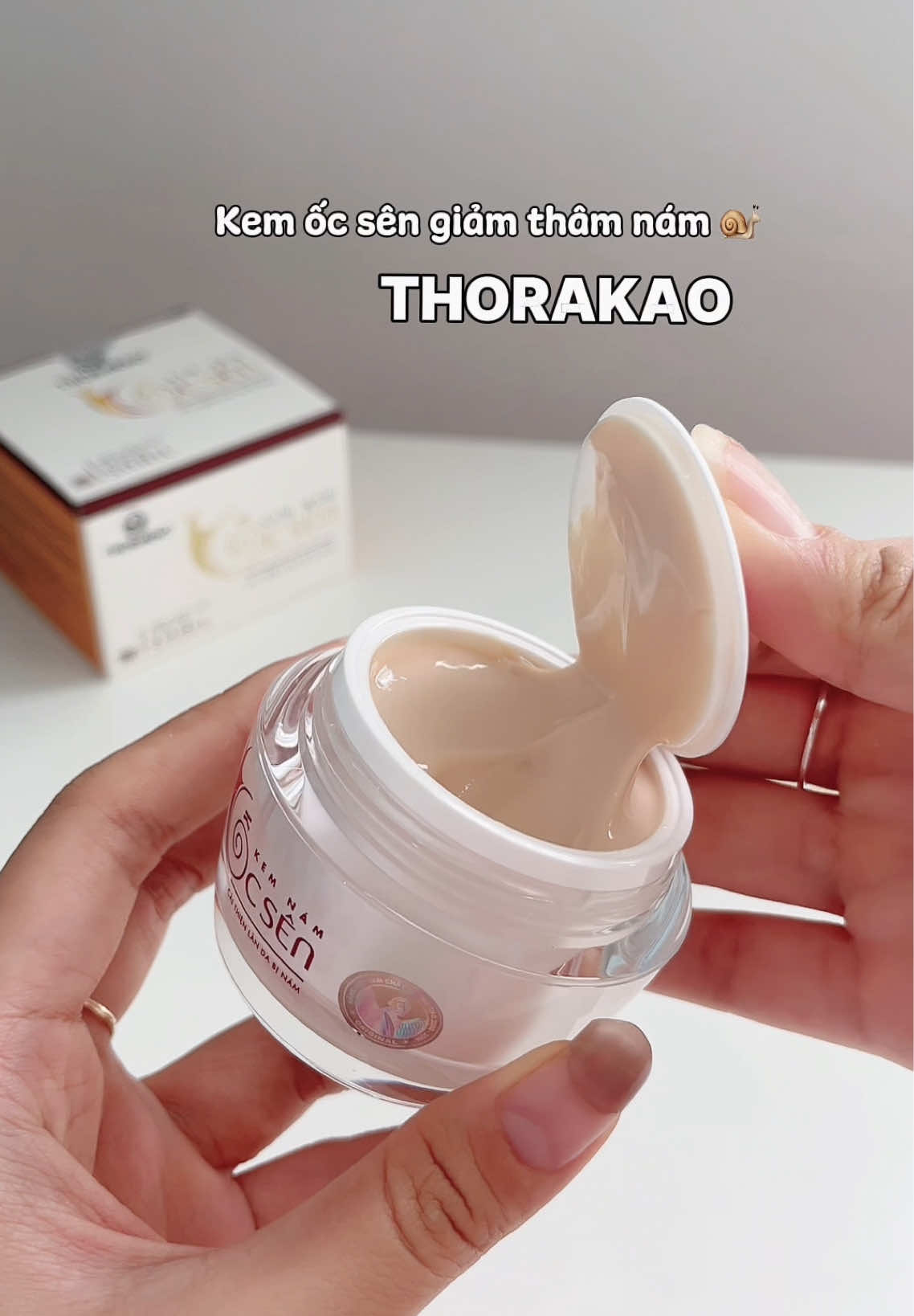 Bà nào da bị thâm nám tàn nhang thì xài kem nám ốc sên 🐌  Thorakao nè #hgreview #kemocsen #kemocsenthorakao #thorakao #kemduongtrangda 