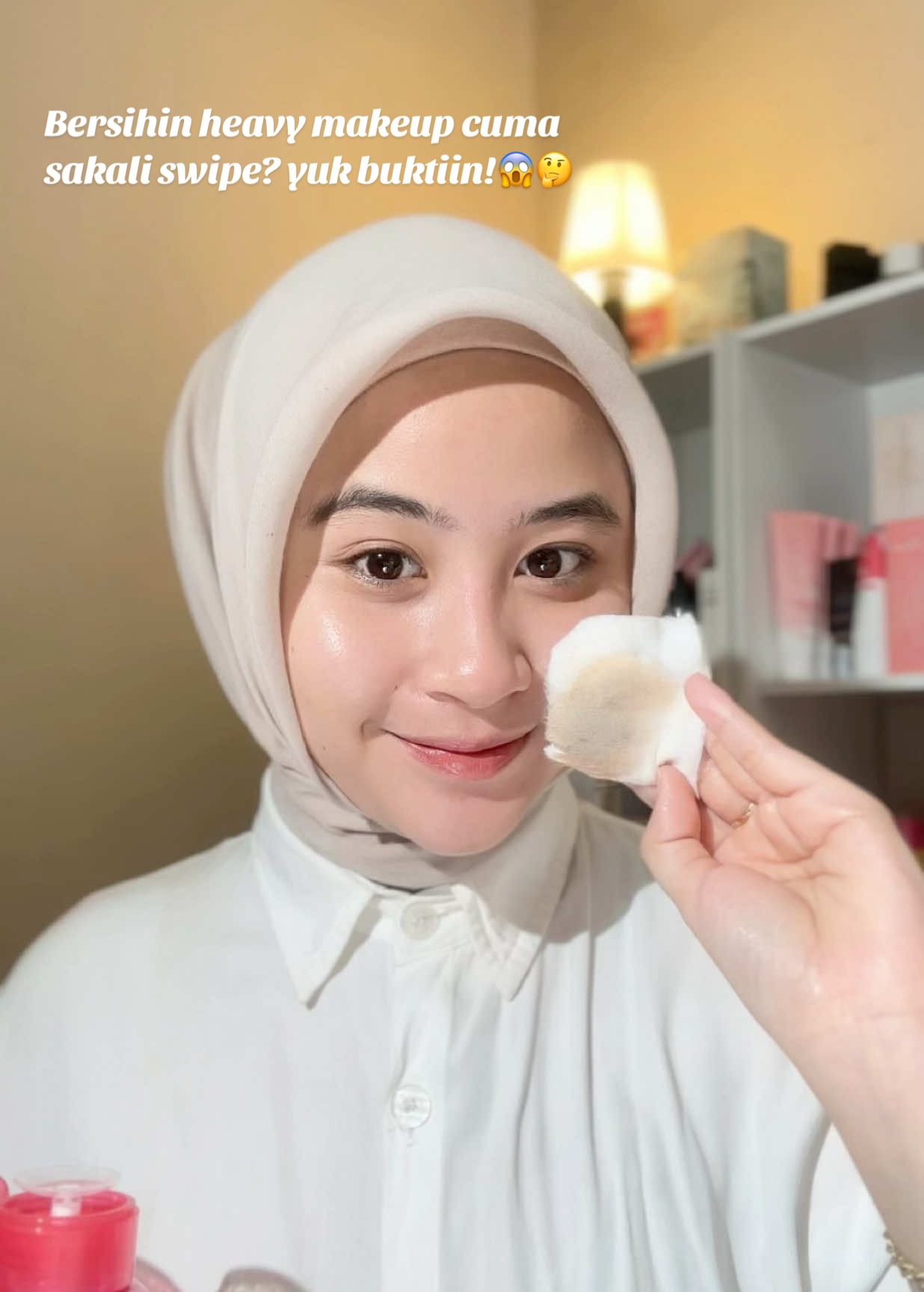 heavy makeup bisa dihapus cuma sekali swipe? yuk buktiin!!😱🤔 #HanasuiMicellar #KulitBersihBerasaCerahnya #MicellarWater @Hanasui Official @Official Hanasui Skincare 
