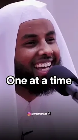 “One at a time” 😅 This always puts a smile on my face. #fyp #viral #foryoupage #islam #Allah        