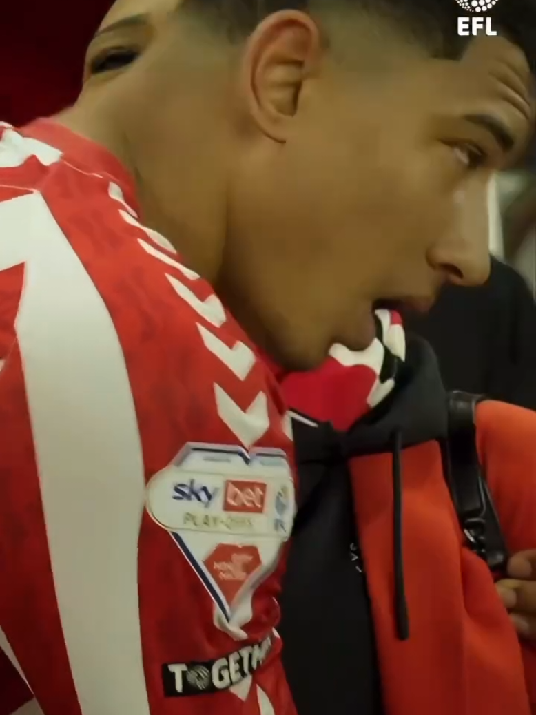 jobe with his mum #jobebellingham #jobe #bellingham #sunderland #fyp 