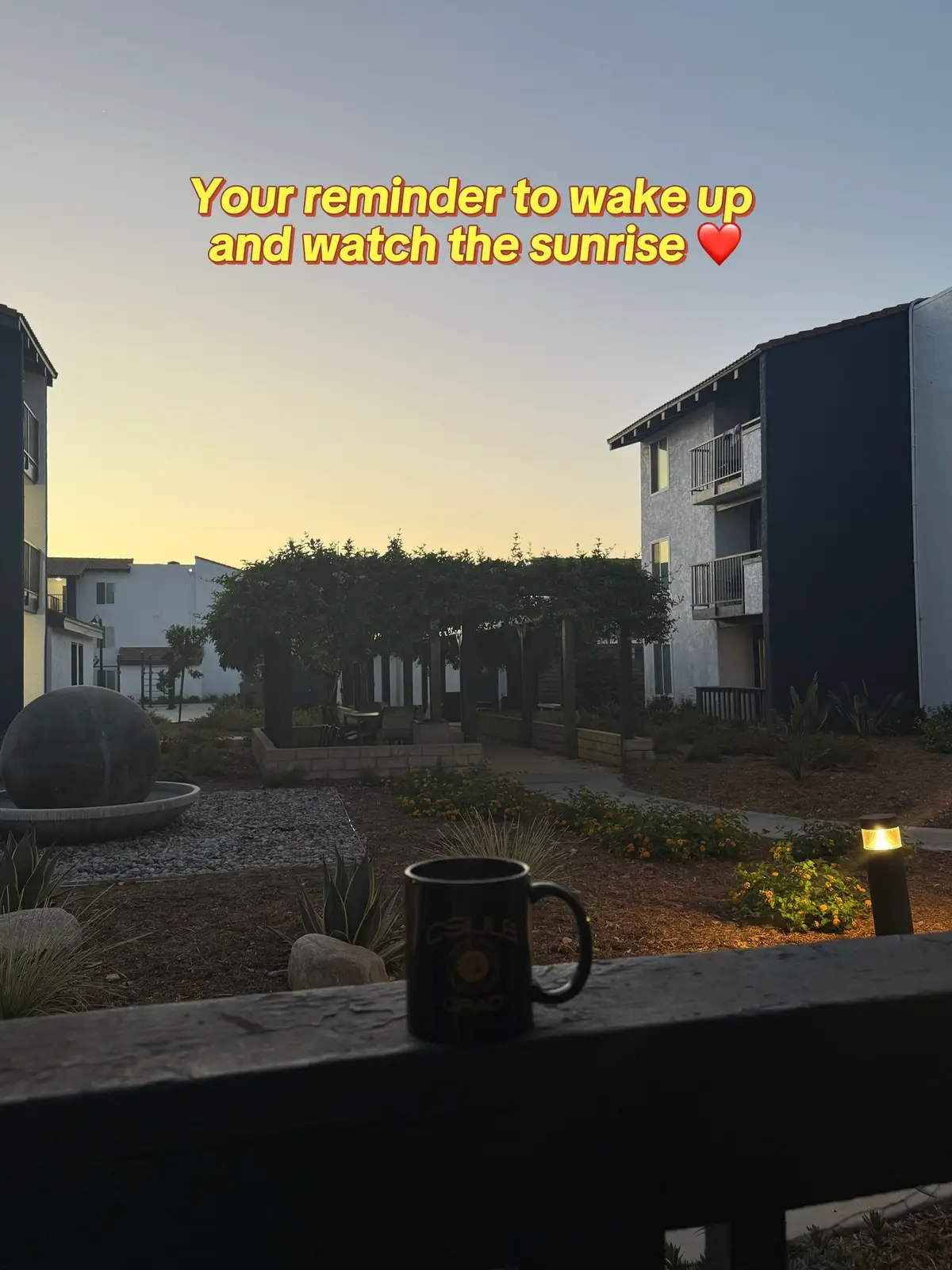 Never taking moments like this for granted ever again. Have a beautiful Tuesday ❤️ * * * * #sunrise #wordofgod #universemessage 