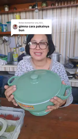 Membalas @ary_123_  Pake Ceting nasi ini bund, biar nasi gak cepet menguning, gak terlalu kering dan gak gampang basi, kapasitas 1,2L, warna cakep2 bund #cetingnasi #wakulnasi #tempatnasi #centingnasi 