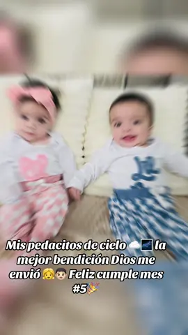 Happy cumple mes para los amores de mi vida 👦🏻👧can’t believe it has been five months 🎉🎉🎉🥺🥺🥺🥺##twinsmom😍👦🏻👧##myblessings🌸👦🏻👧